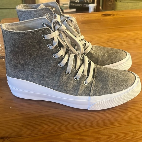 Converse Felt High Top With Lunarlon  Gray Size 10 - Picture 1 of 11